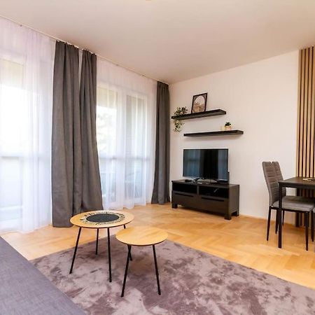 Appartement Gozsdu White Raven 3 - Terrace And Free Underground Parking à Budapest Extérieur photo