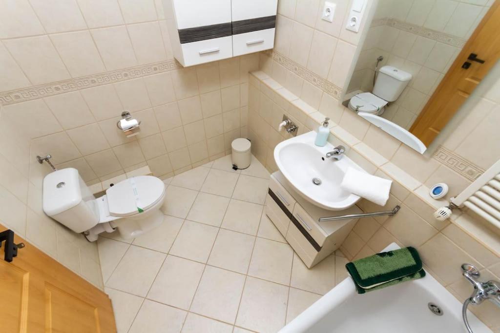 Appartement Gozsdu White Raven 3 - Terrace And Free Underground Parking à Budapest Extérieur photo