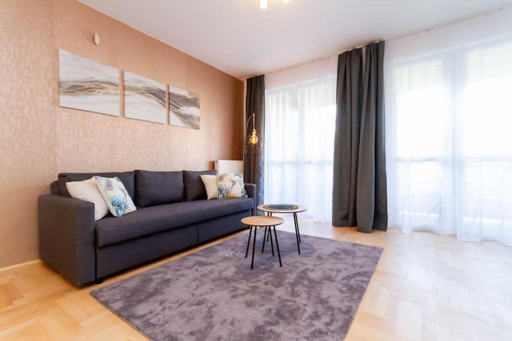 Appartement Gozsdu White Raven 3 - Terrace And Free Underground Parking à Budapest Extérieur photo