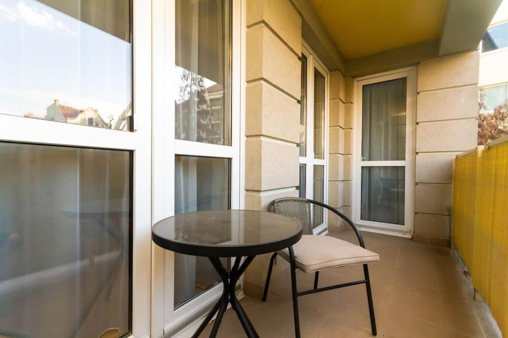 Appartement Gozsdu White Raven 3 - Terrace And Free Underground Parking à Budapest Extérieur photo