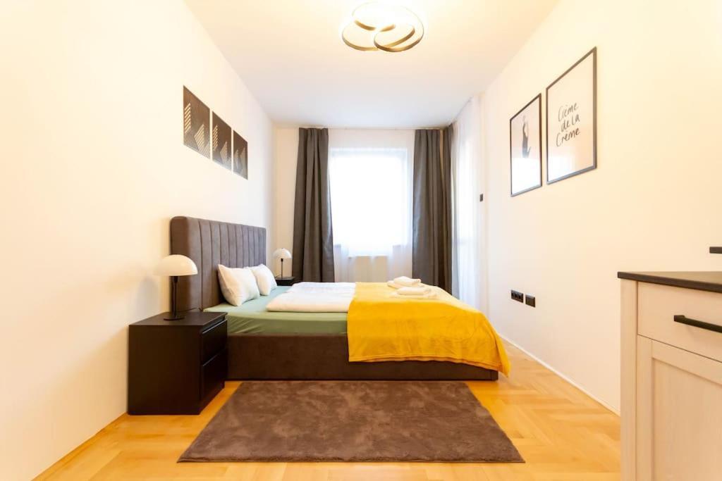 Appartement Gozsdu White Raven 3 - Terrace And Free Underground Parking à Budapest Extérieur photo